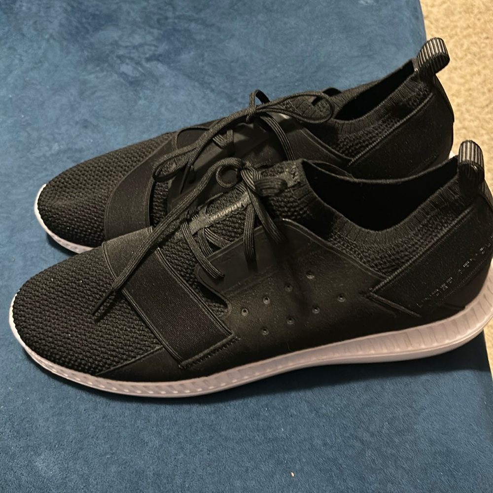 Under armour running shoes size 12